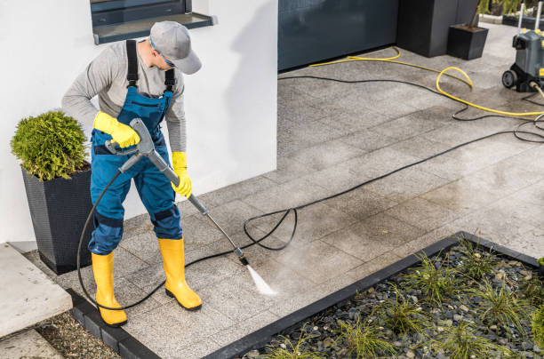 Best Garage Pressure Washing  in Triangle, VA
